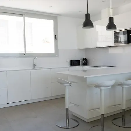Сasa de vacaciones 4 Bed Residential Palm C2 *