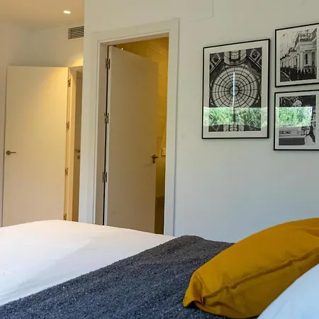 Сasa de vacaciones 4 Bed Residential Palm C2